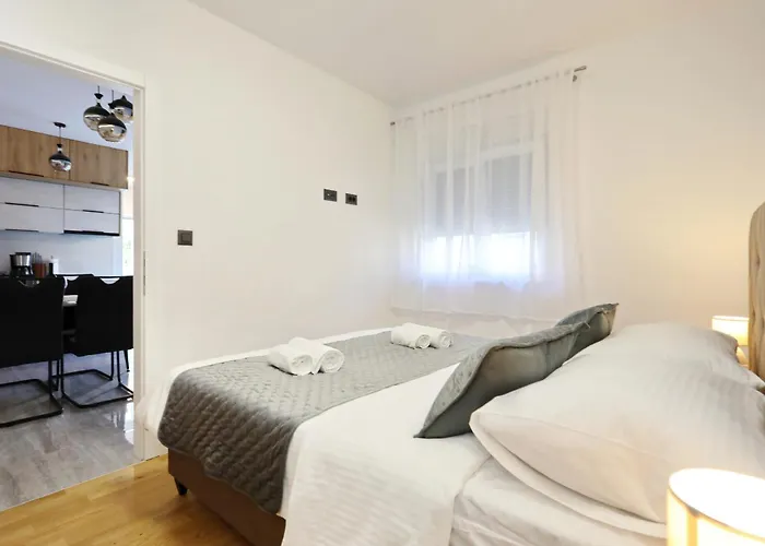 Marija With Free Parking *